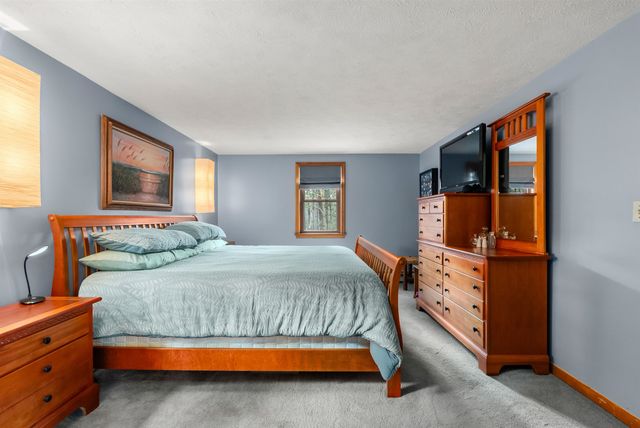39 Twillingate Road, Temple, NH 03084