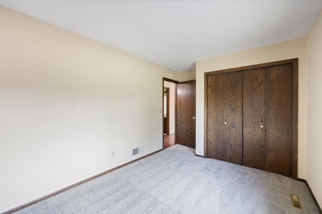 1417 Raleigh Drive, Burnsville, MN 55337