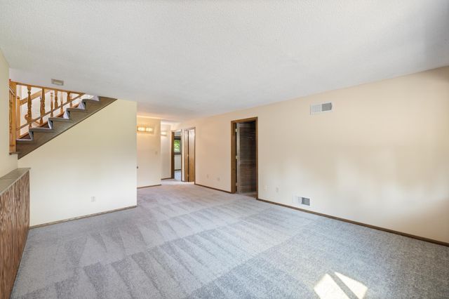 1417 Raleigh Drive, Burnsville, MN 55337