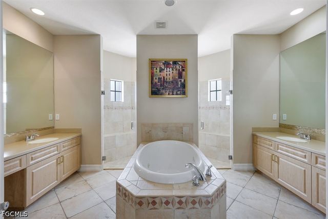 3101 SW 26th PL, Cape Coral, FL 33914