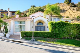 3331 Oakmont View Drive, Glendale, CA 91208