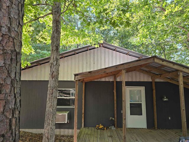 2732 Mitchell Road, Mountain View, AR 72560