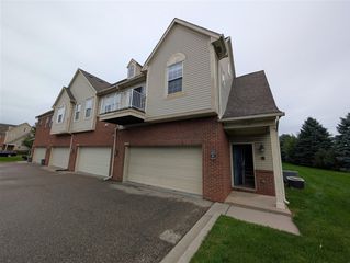 43120 Pendleton Circle, Sterling Heights, MI 48313