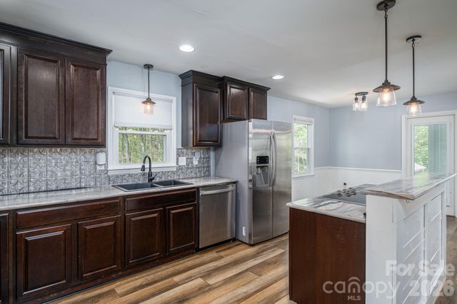 4703 N Nc 16 Business Highway, Denver, NC 28037