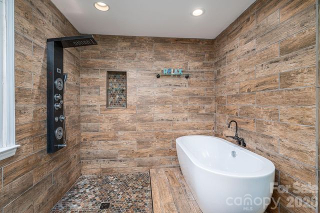 4703 N Nc 16 Business Highway, Denver, NC 28037