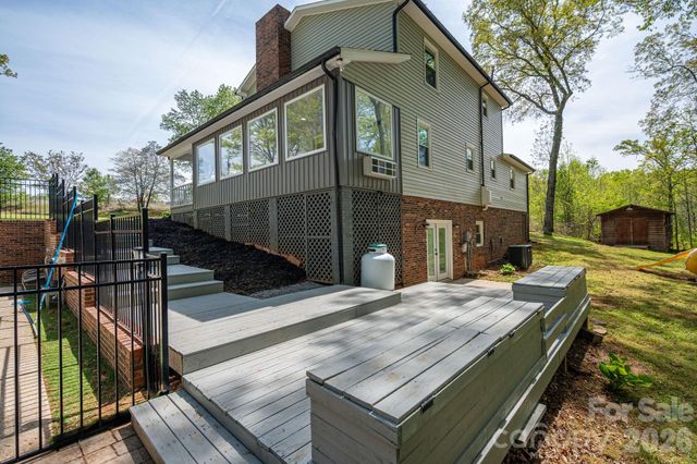 4703 N Nc 16 Business Highway, Denver, NC 28037