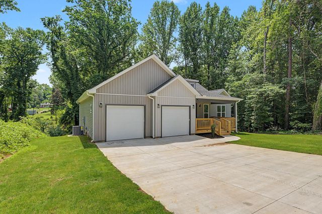 3388 E Croft Circle, Spartanburg, SC 29302