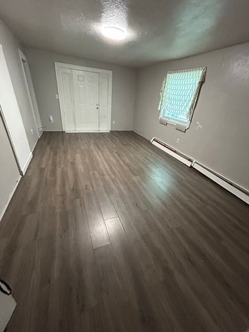 7 Liberty St, Worcester, MA 01605