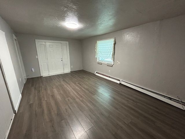 7 Liberty St, Worcester, MA 01605