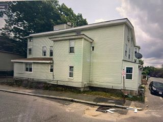 7 Liberty St, Worcester, MA 01605