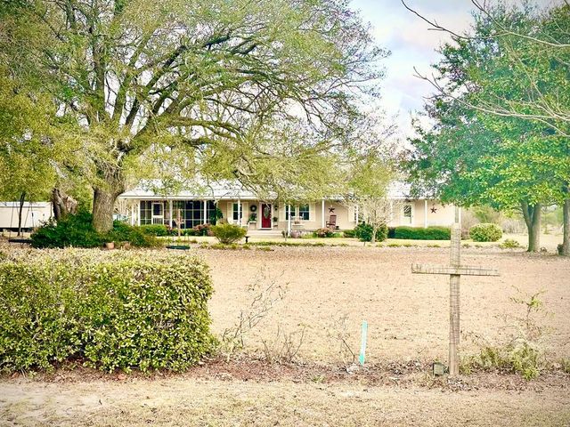 449 County Road 112, Columbia, AL 36319