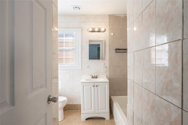 715 Center Street, Pasadena, TX 77506