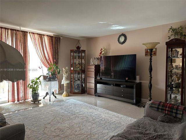 1865 S Ocean Dr 6H, Hallandale Beach, FL 33009