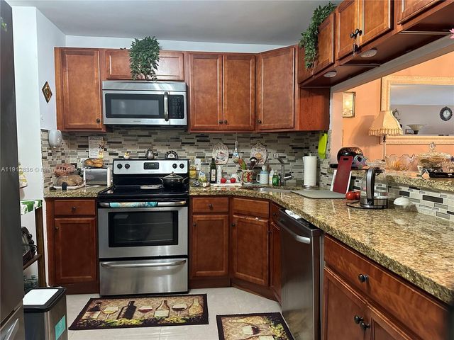 1865 S Ocean Dr 6H, Hallandale Beach, FL 33009