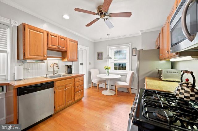 106 ELMWOOD AVE, Narberth, PA 19072
