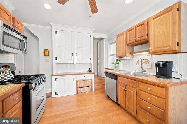106 ELMWOOD AVE, Narberth, PA 19072
