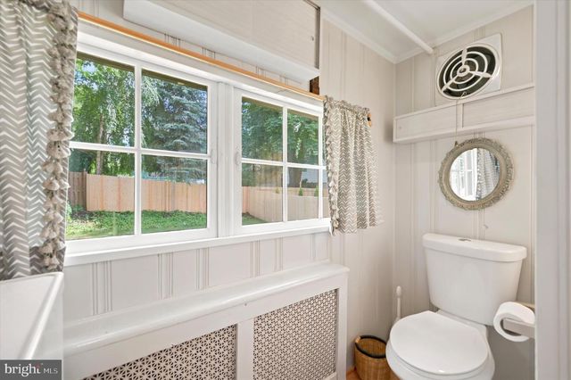 106 ELMWOOD AVE, Narberth, PA 19072