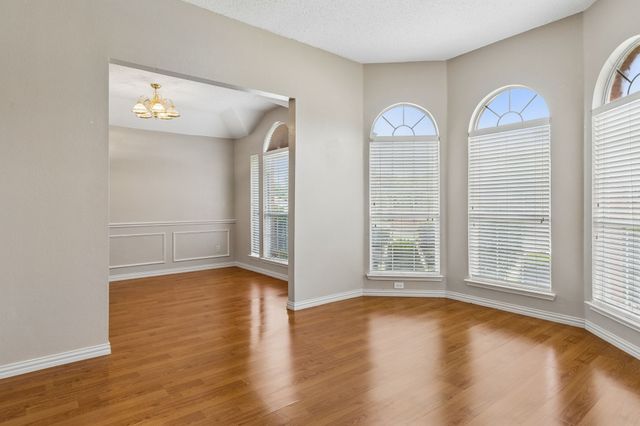 300 Thomas Drive, Murphy, TX 75094