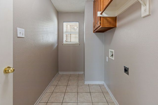 300 Thomas Drive, Murphy, TX 75094