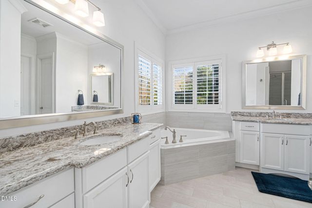 2414 Vetrina Way, Apex, NC 27502