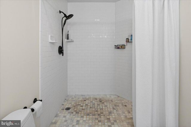 487 FEDERAL CITY RD, Pennington, NJ 08534