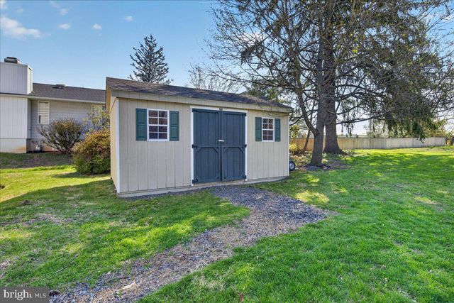 487 FEDERAL CITY RD, Pennington, NJ 08534