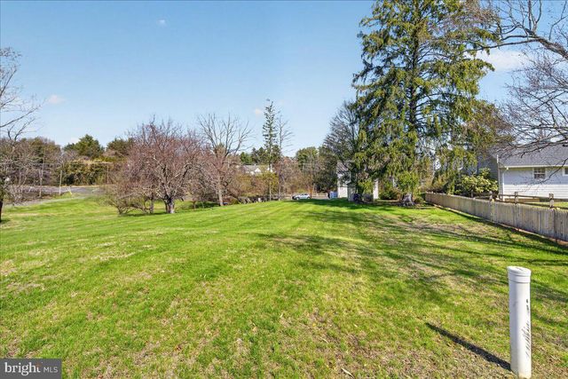 487 FEDERAL CITY RD, Pennington, NJ 08534