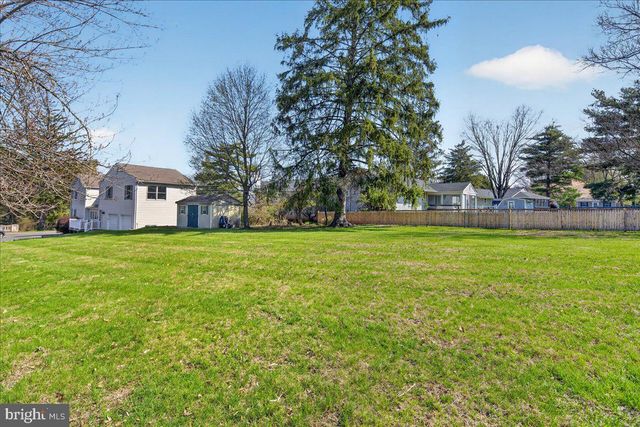 487 FEDERAL CITY RD, Pennington, NJ 08534