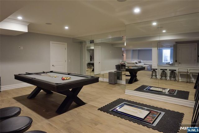 134 Cortland Drive, Saddle River, NJ 07458