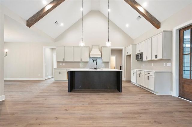 339 Roy Morgan Road, Carrollton, GA 30116