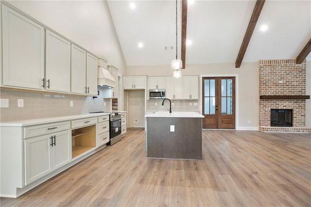 339 Roy Morgan Road, Carrollton, GA 30116