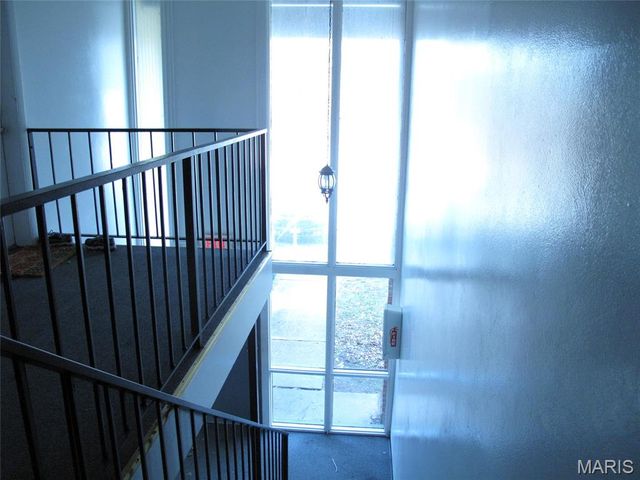 7609 Hazelcrest Drive G, Hazelwood, MO 63042