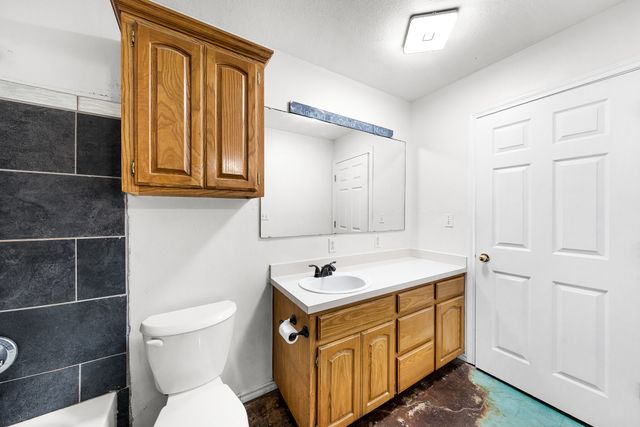 903 Amy Way, Bonham, TX 75418