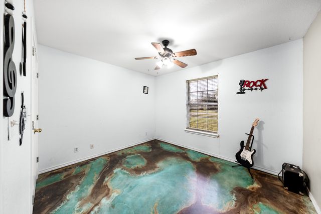 903 Amy Way, Bonham, TX 75418