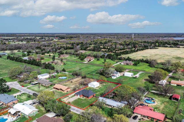 903 Amy Way, Bonham, TX 75418