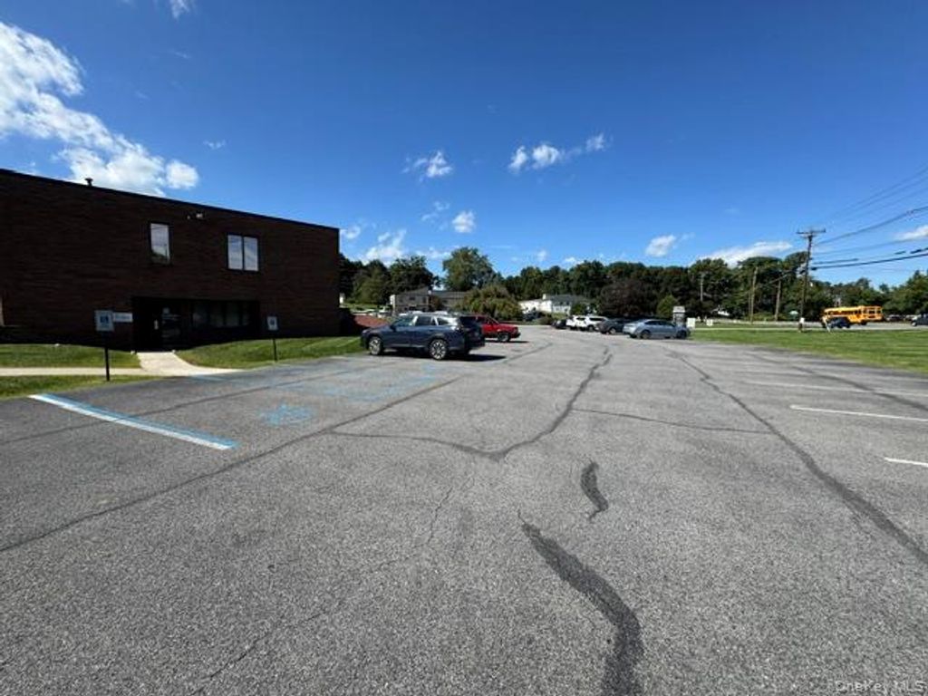 5 Hdsn Vly Prof Plaza Lower level, Newburgh, NY 12550 — photo 4