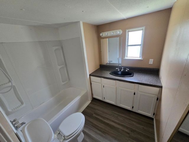 115 & 134 Independence Way, Dalton, GA 30720