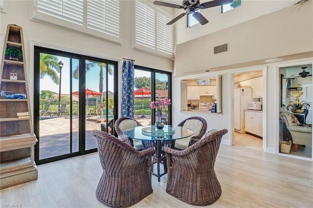 805 Reef Point CIR, Naples, FL 34108