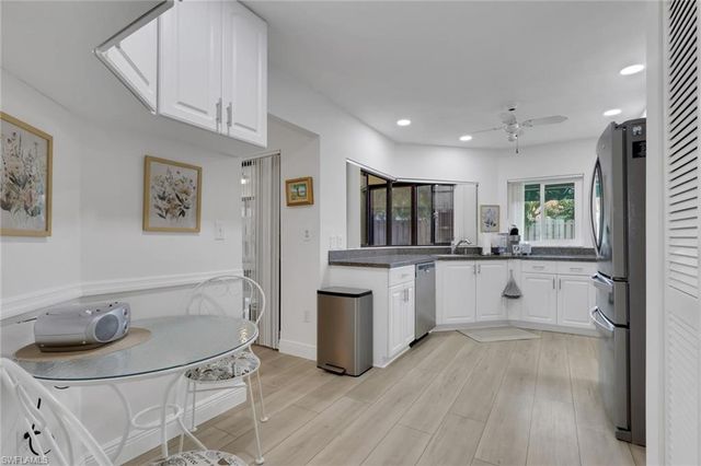 805 Reef Point CIR, Naples, FL 34108