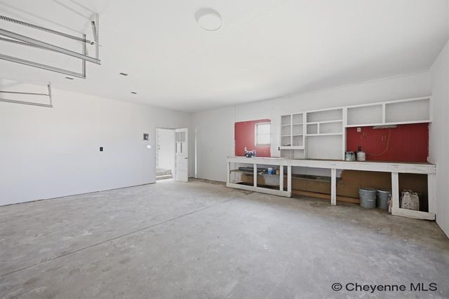 824 E PROSSER RD, Cheyenne, WY 82007