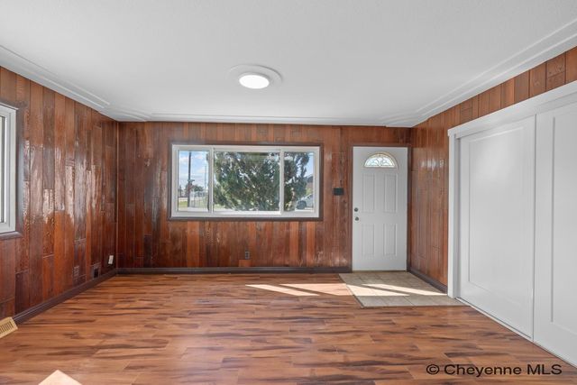 824 E PROSSER RD, Cheyenne, WY 82007