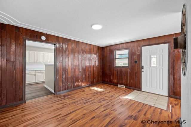 824 E PROSSER RD, Cheyenne, WY 82007