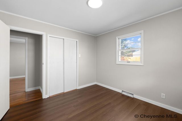824 E PROSSER RD, Cheyenne, WY 82007