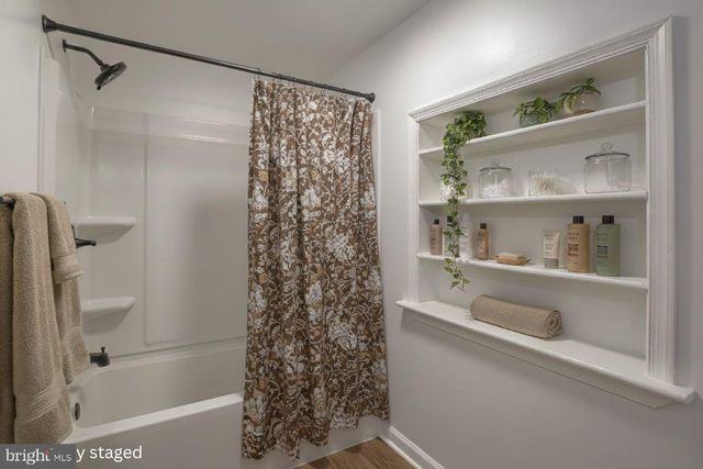 38 STANLEY DR, New Oxford, PA 17350