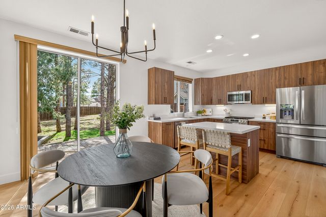 537 W CINNABAR Trail, Flagstaff, AZ 86005