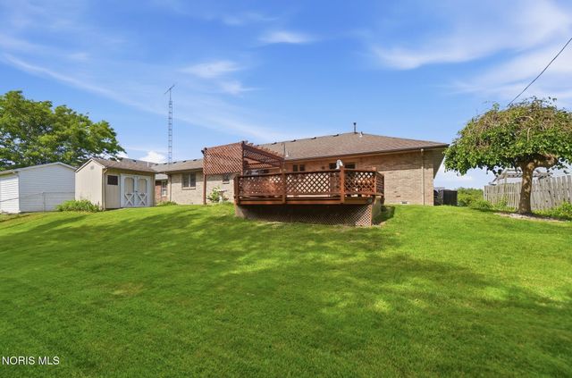 126 Luella Avenue, Oregon, OH 43616