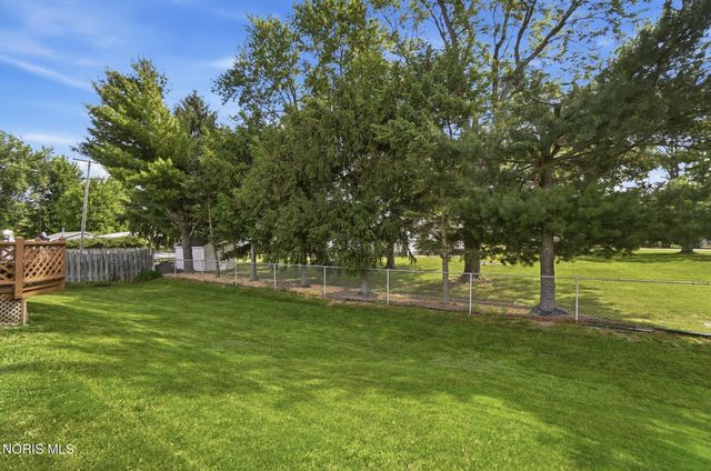 126 Luella Avenue, Oregon, OH 43616