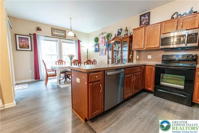 211 South Kathryn Street, Easton, PA 18045