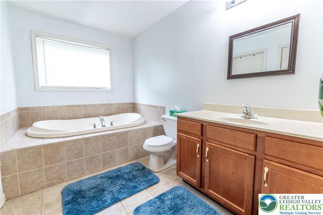 211 South Kathryn Street, Easton, PA 18045
