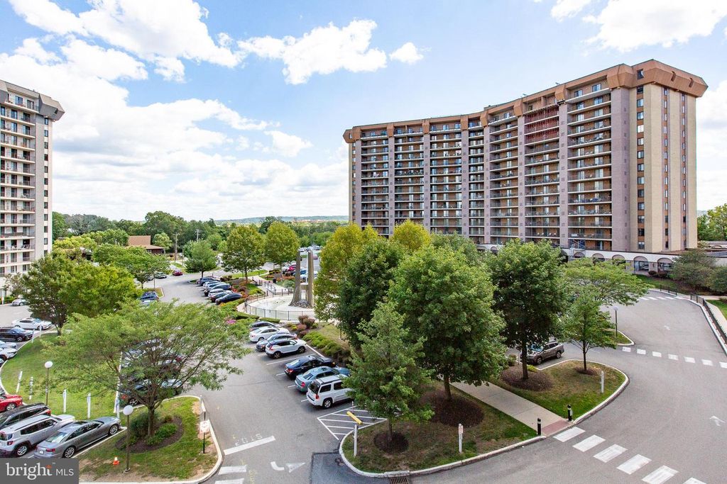 20538 VALLEY FORGE CIR #538, King Of Prussia, PA 19406